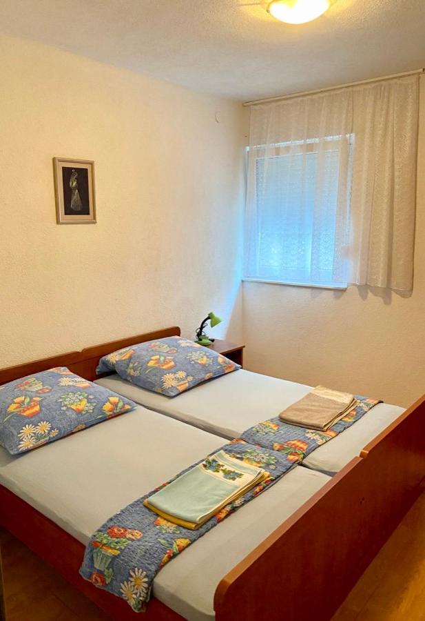 Apartments Simic Трогир Екстериор снимка