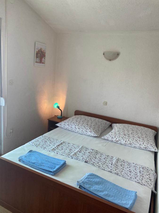Apartments Simic Трогир Екстериор снимка