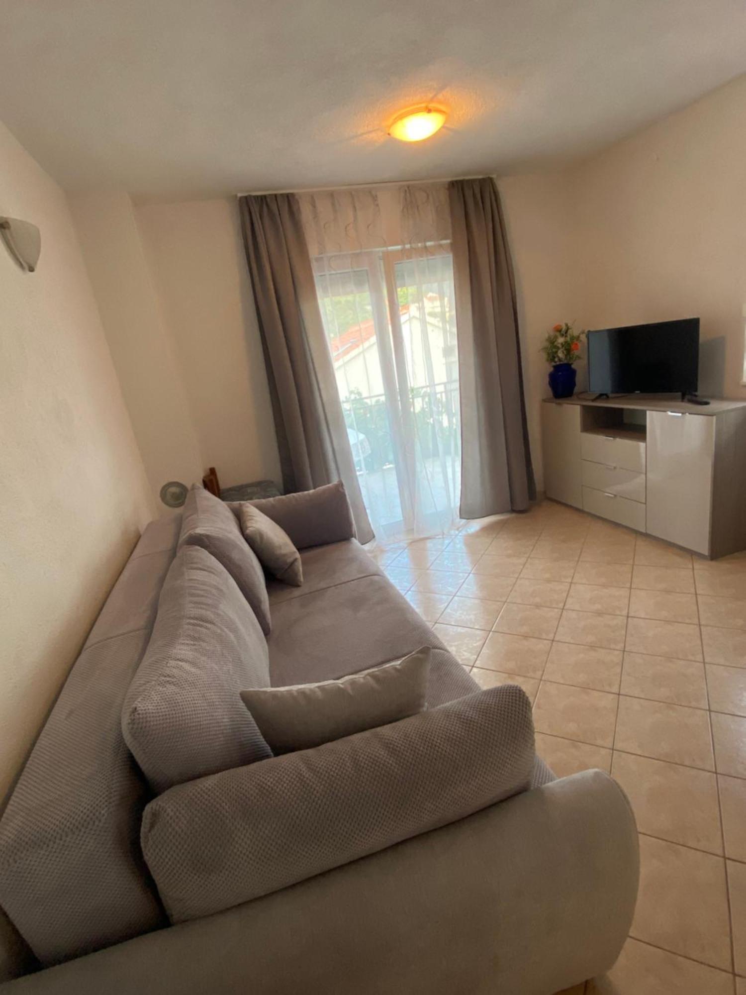 Apartments Simic Трогир Екстериор снимка