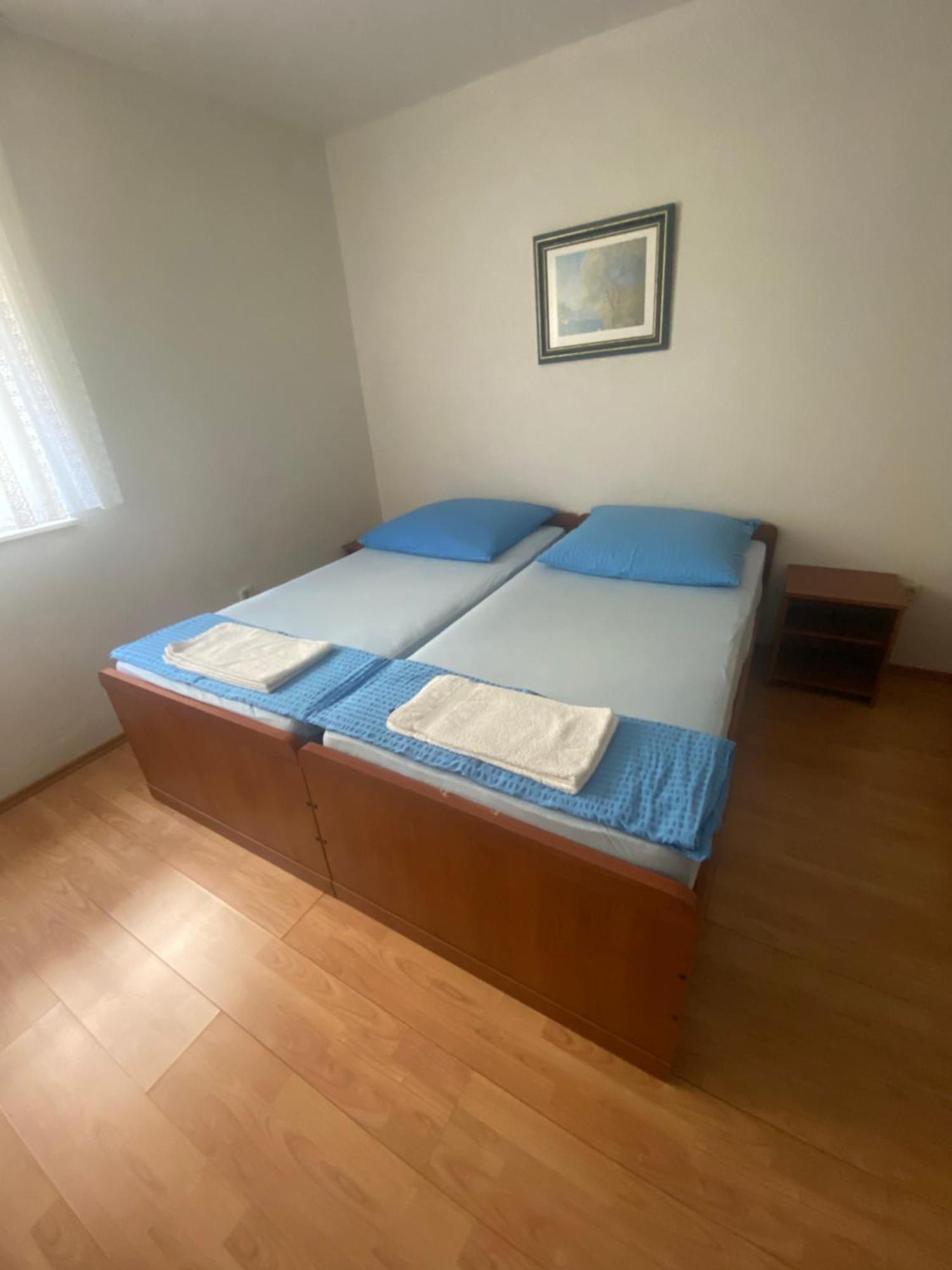 Apartments Simic Трогир Екстериор снимка