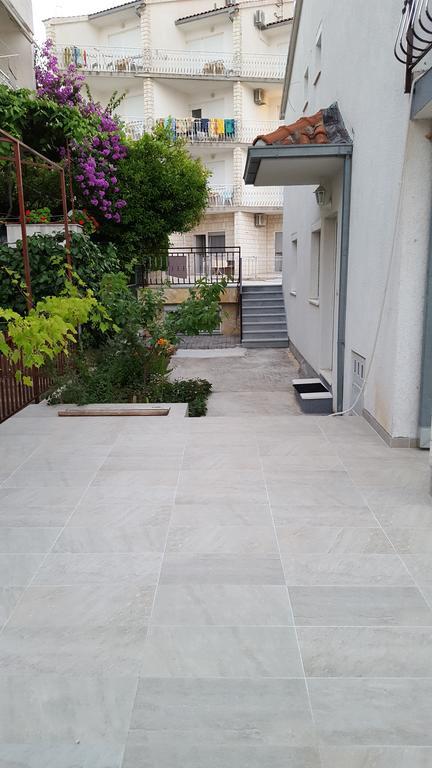 Apartments Simic Трогир Екстериор снимка