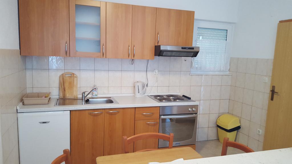 Apartments Simic Трогир Екстериор снимка