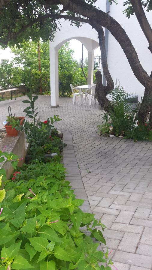 Apartments Simic Трогир Екстериор снимка