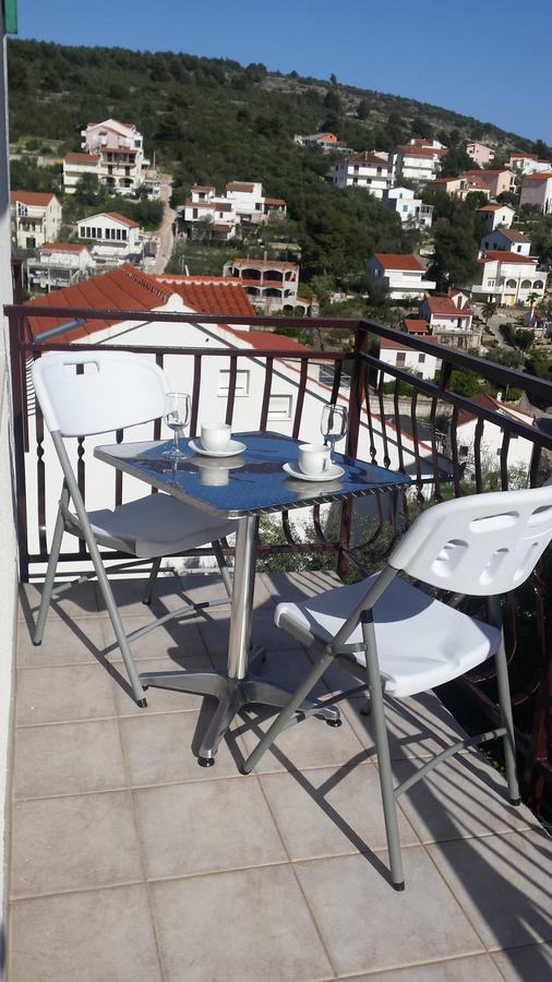 Apartments Simic Трогир Екстериор снимка
